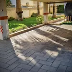 Hello Sofia شقة *